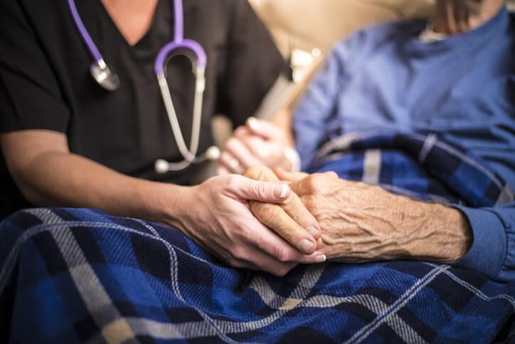 Home Care vs. Hospice Care Franchise: Which Investment is Right for You?